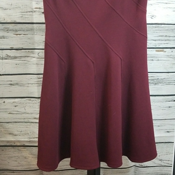 Roz & Ali plum sleeveless vneck stretchy dress 10 - Picture 3 of 8
